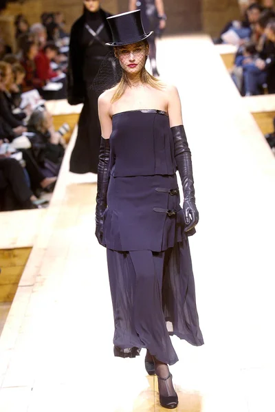 Look 50